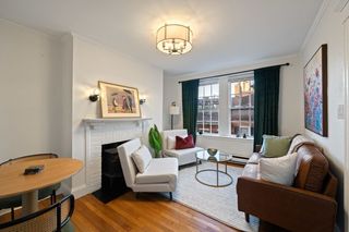102 Revere St, Boston, MA 02114