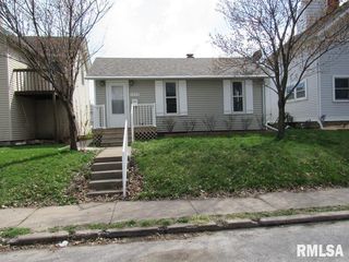 1335 W  16th St, Davenport, IA 52804