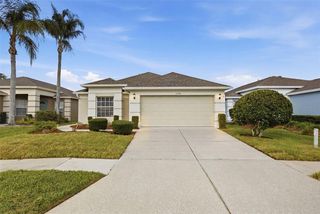 5240 Gato Del Sol Cir, Zephyrhills, FL 33544