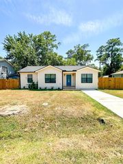 16134 Palm St, Channelview, TX 77530