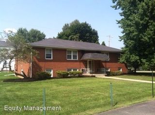 3872 Niles Carver Rd, Mineral Ridge, OH 44440