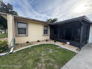 995 Botany Ln, Rockledge, FL 32955