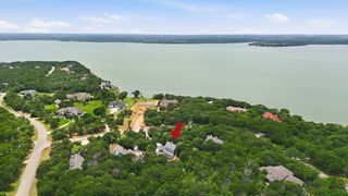 521 Diamond Point Dr, Oak Pt, TX 75068