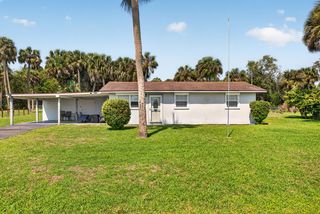 17391 Rewis Rd, Alva, FL 33920