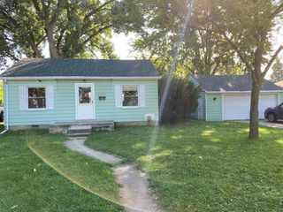 27352 Townley Ave, Madison Heights, MI 48071