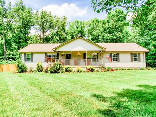 97 Spear Cir, Crossville, TN 38555