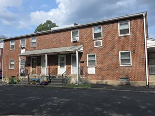 5 E  Monument Ave, Hatboro, PA 19040