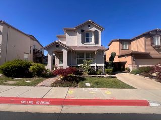 545 Dutch Elm Dr, Hercules, CA 94547