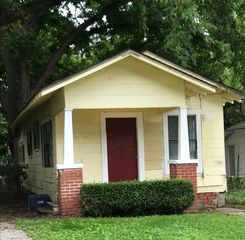 843 E  7th St, Ada, OK 74820