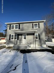 848 Luther Rd, East Greenbush, NY 12061