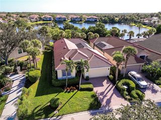 8920 Crown Colony Blvd, Fort Myers, FL 33908