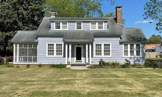 110 N  Church St, Roseboro, NC 28382