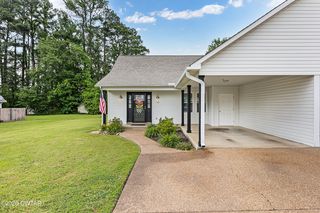 145 Tinker Hill Rd, Jackson, TN 38305