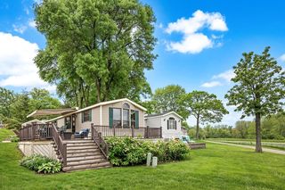W1325 Spring Grove Rd #6, Ripon, WI 54971
