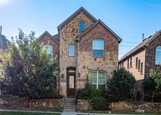 7022 Mammoth Dr, Irving, TX 75063