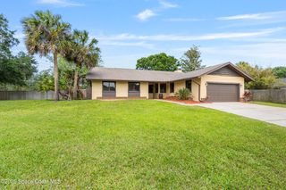 2375 Ophelia Ln, Melbourne, FL 32934