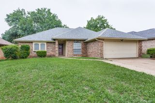 1505 Sunny Glen St, Fort Worth, TX 76134