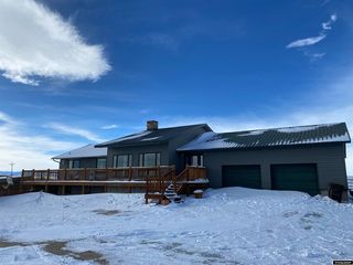 10 Two Buttes Ct, Saratoga, WY 82331