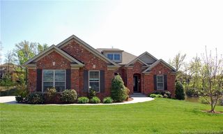 3409 Royal Lake Dr, Floyds Knobs, IN 47119