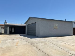 204 Moser Ave, Bullhead City, AZ 86429