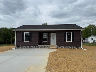 106 Chastain St, Tullahoma, TN 37388