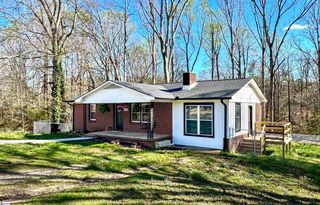 2434 Broadway Lake Rd, Anderson, SC 29621