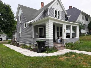 624 E  B St, Iron Mountain, MI 49801