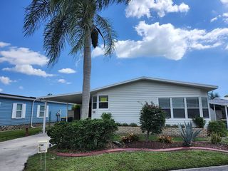 1808 Monticello Dr #J07, Naples, FL 34110
