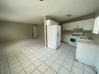 4880 Pancho Villa Dr, Las Vegas, NV 89121