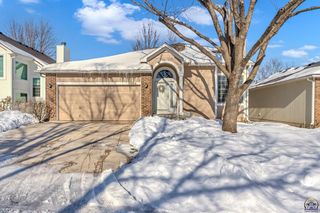 3524 SW Willow Brook Ln, Topeka, KS 66614