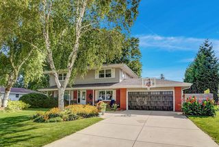 1205 Blue Dahlia ROAD, Oconomowoc, WI 53066