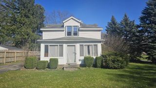 200 Ellington St, Caro, MI 48723
