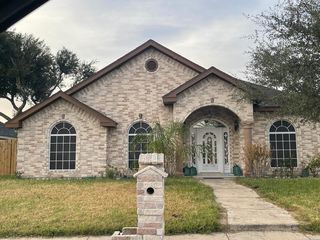 2018 E  19th St, Mission, TX 78572