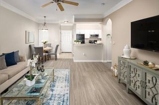 14330 58th St   N #202, Clearwater, FL 33760