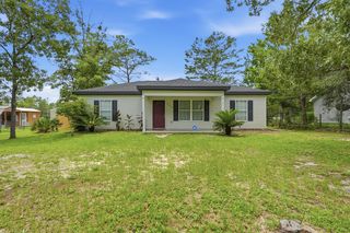 254 E  Iris Ln, Defuniak Springs, FL 32433