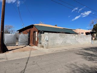 1003 Lopez St, Santa Fe, NM 87501