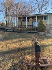 310 Forest Pkwy, Manchester, MO 63021