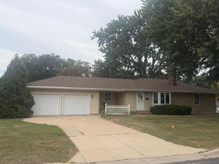 8901 Fremont Ave S, Bloomington, MN 55420