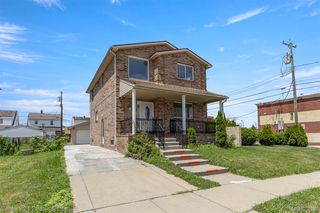 7115 Steadman St, Dearborn, MI 48126