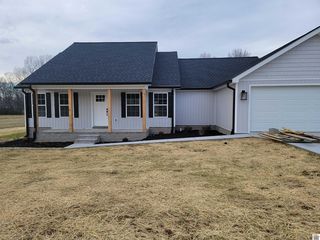201 Fantacy Ln, Paducah, KY 42003