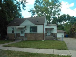 23705 Hill Ave, Warren, MI 48091