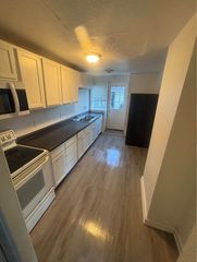 2619 Central Ave, Dubuque, IA 52001