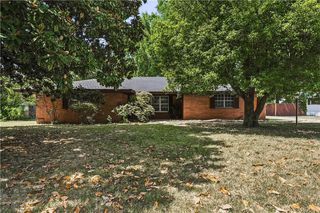 1106 Bronco Ln, Springdale, AR 72762
