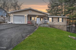 126 Whitehills Rd, Kingsport, TN 37660