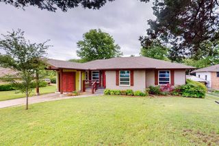 2212 Lanark Ave, Dallas, TX 75203