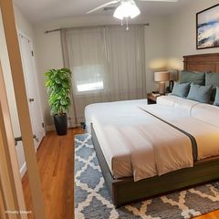 840 Greendale Ave, Needham, MA 02492