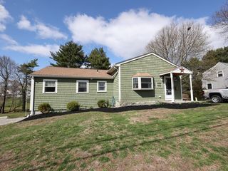 24 Talbot St, Saugus, MA 01906