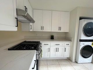 1225 N  Broadway N, Escondido, CA 92026