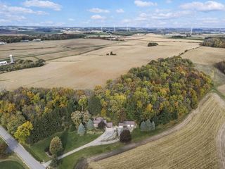 7256 Riles Road, Middleton, WI 53562