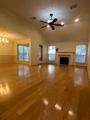22 Lush Meadow Pl, Spring, TX 77381